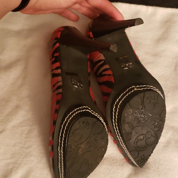 🤯3/$12 Dollhouse Red & Black Heels Goth Punk Rocker 6 - Picture 4 of 6